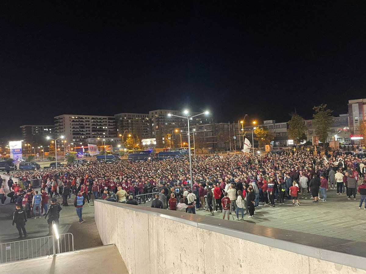 Fotbaliștii Rapidului, huiduiți de galerie după remiza cu Steaua » Imagini surprinzătoare surprinse în Ghencea