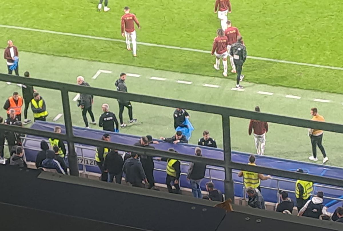 Fotbaliștii Rapidului, huiduiți de galerie după remiza cu Steaua » Imagini surprinzătoare surprinse în Ghencea