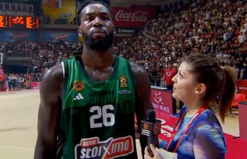 Mathias Lessort (29 de ani), baschetbalistul celor de la Panathinaikos, a oferit un interviu straniu în pauza duelului cu Steaua Roșie Belgrad, din runda cu numărul 7 a Euroligii masculine.