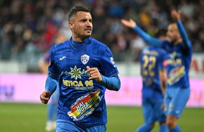 Constantin Budescu, sfat după Gloria Buzău - Unirea Slobozia: „I-am zis să se gândească la centrare, că așa marchează”