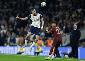 Tottenham a intrat la negocieri pentru două vedete din Premier League! Se bate cu Arsenal