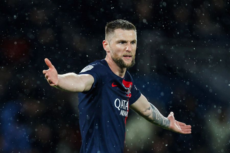 Tottenham vrea să cumpere de la PSG, iar englezii titrează: „Upgrade ireal la Drăgușin, fundașul predispus la erori”