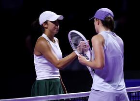 Iga Swiatek, victorie expeditivă în primul meci de la WTA Finals » Doar 3 game-uri lăsate campioanei de la Australian Open