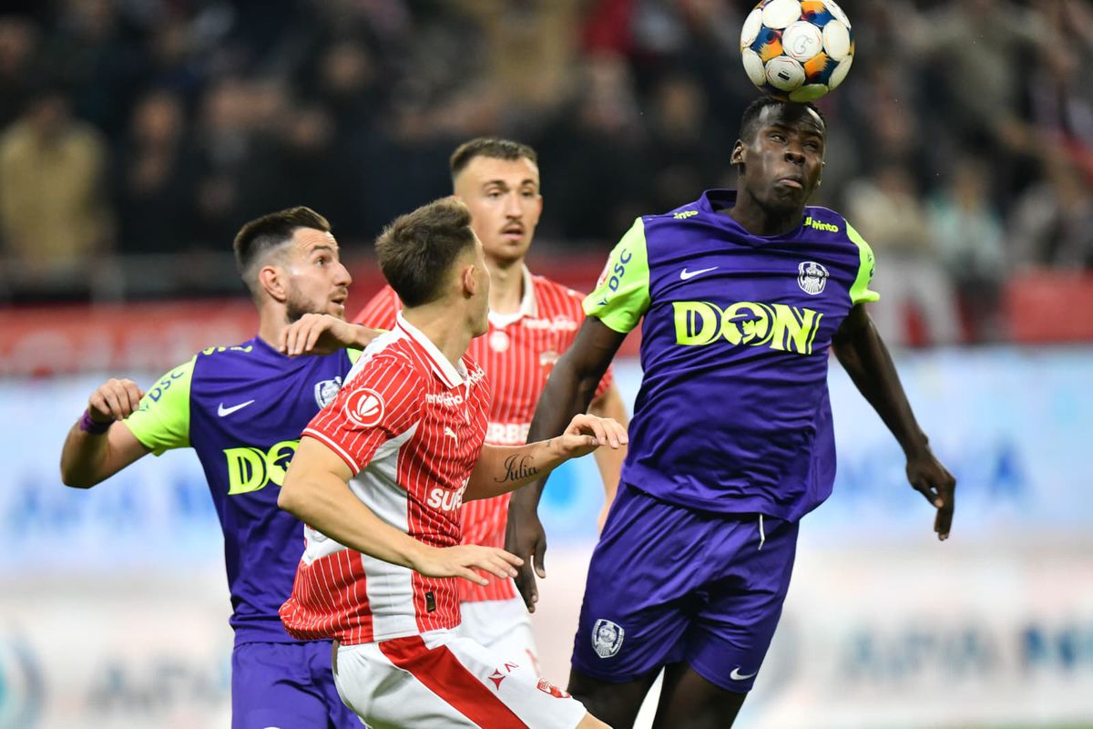 Sărbătoare pe gazon după Dinamo - CFR Cluj