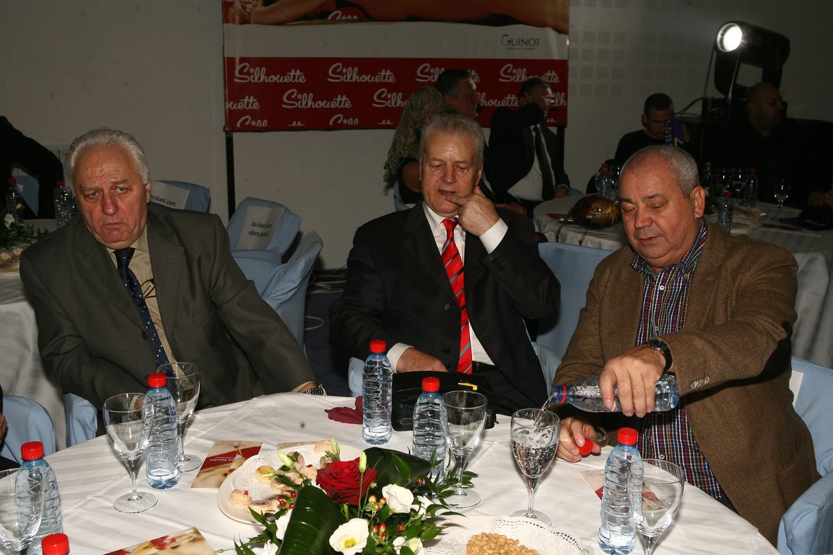 „Am salvat prin complicitate U Cluj de la retrogradare” » Om-cheie în vremea Cooperativei, interviu spectaculos, cu dezvăluiri în serie: „Fără Becali și casele de pariuri, echipele din Liga 1 dispar”