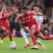 Liverpool - Aston Villa, în etapa #10 din Premier League // FOTO: Getty Images