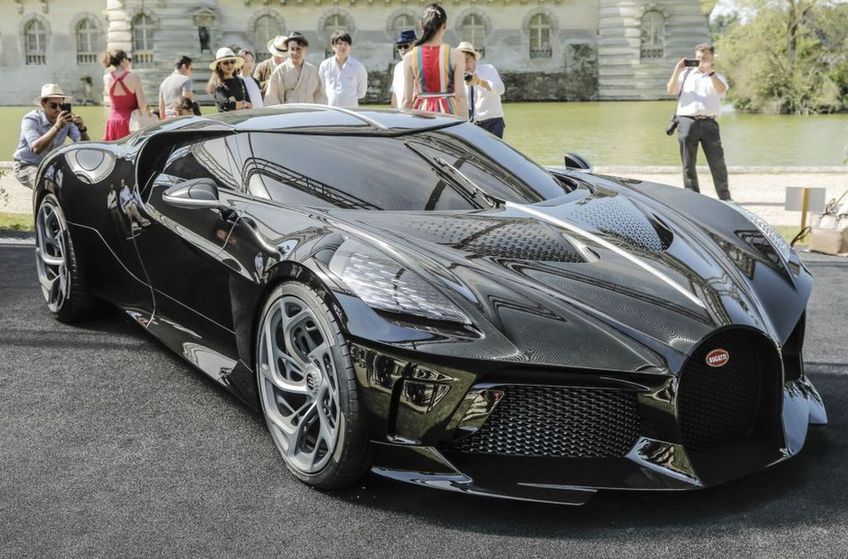 Bugatti La Voiture Noire, mașina lui Cristiano Ronaldo, a treia cea mai scumpă din lume