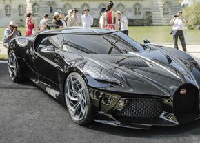 Top 10 fotbaliști cu cele mai scumpe mașini în 2025!