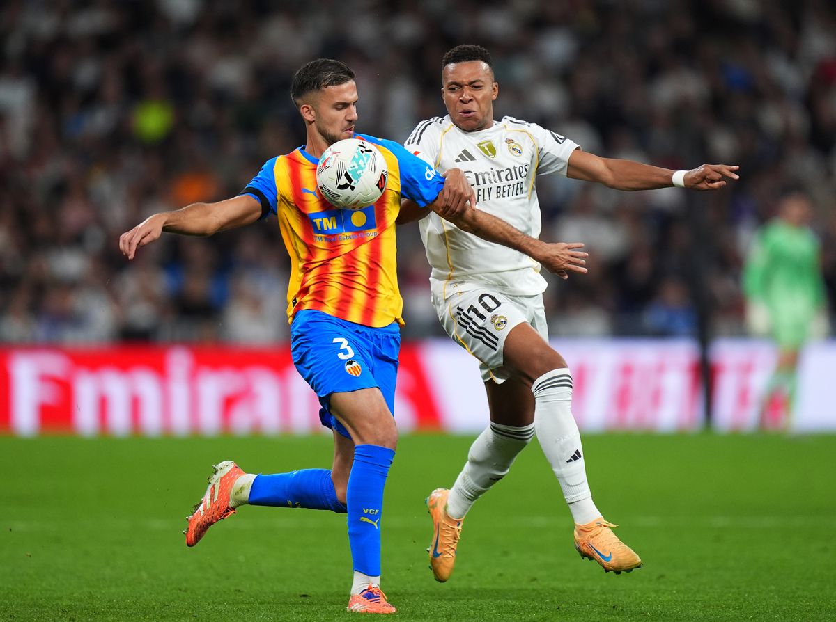 Real Madrid - Valencia 4-0 » Mbappe și două eurogoluri o desprind pe Real Madrid în fruntea La Liga