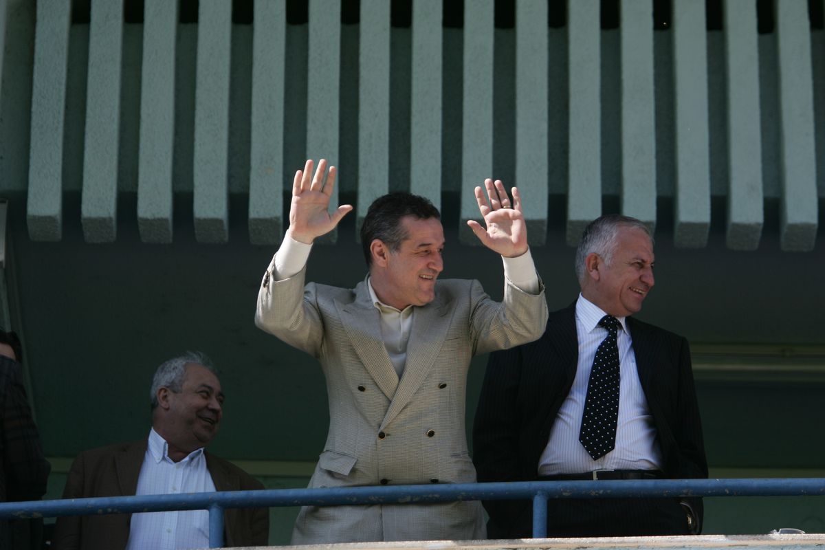 „Am salvat prin complicitate U Cluj de la retrogradare” » Om-cheie în vremea Cooperativei, interviu spectaculos, cu dezvăluiri în serie: „Fără Becali și casele de pariuri, echipele din Liga 1 dispar”