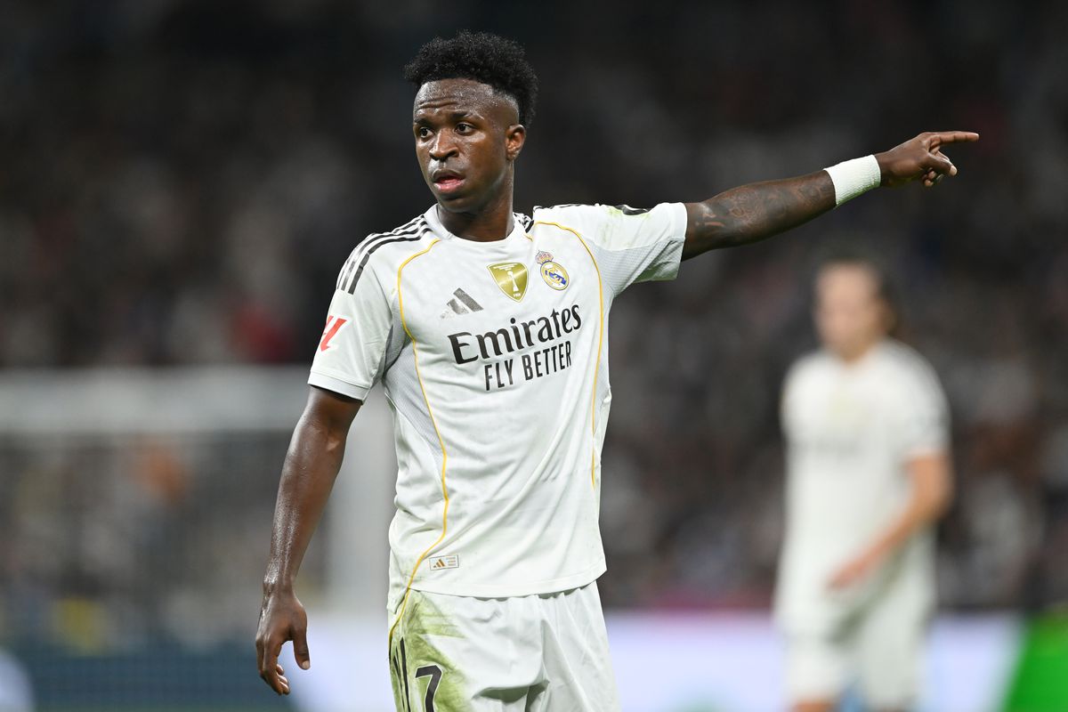 Real Madrid - Valencia 4-0 » Mbappe și două eurogoluri o desprind pe Real Madrid în fruntea La Liga