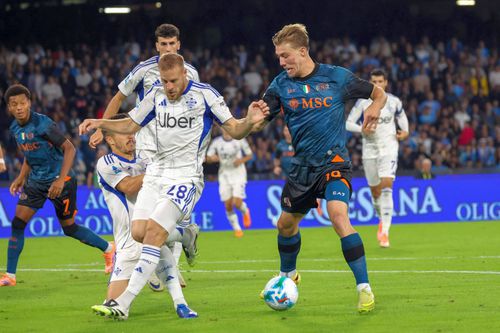 Napoli, pas greșit cu Como în Serie A. FOTO: Imago Images