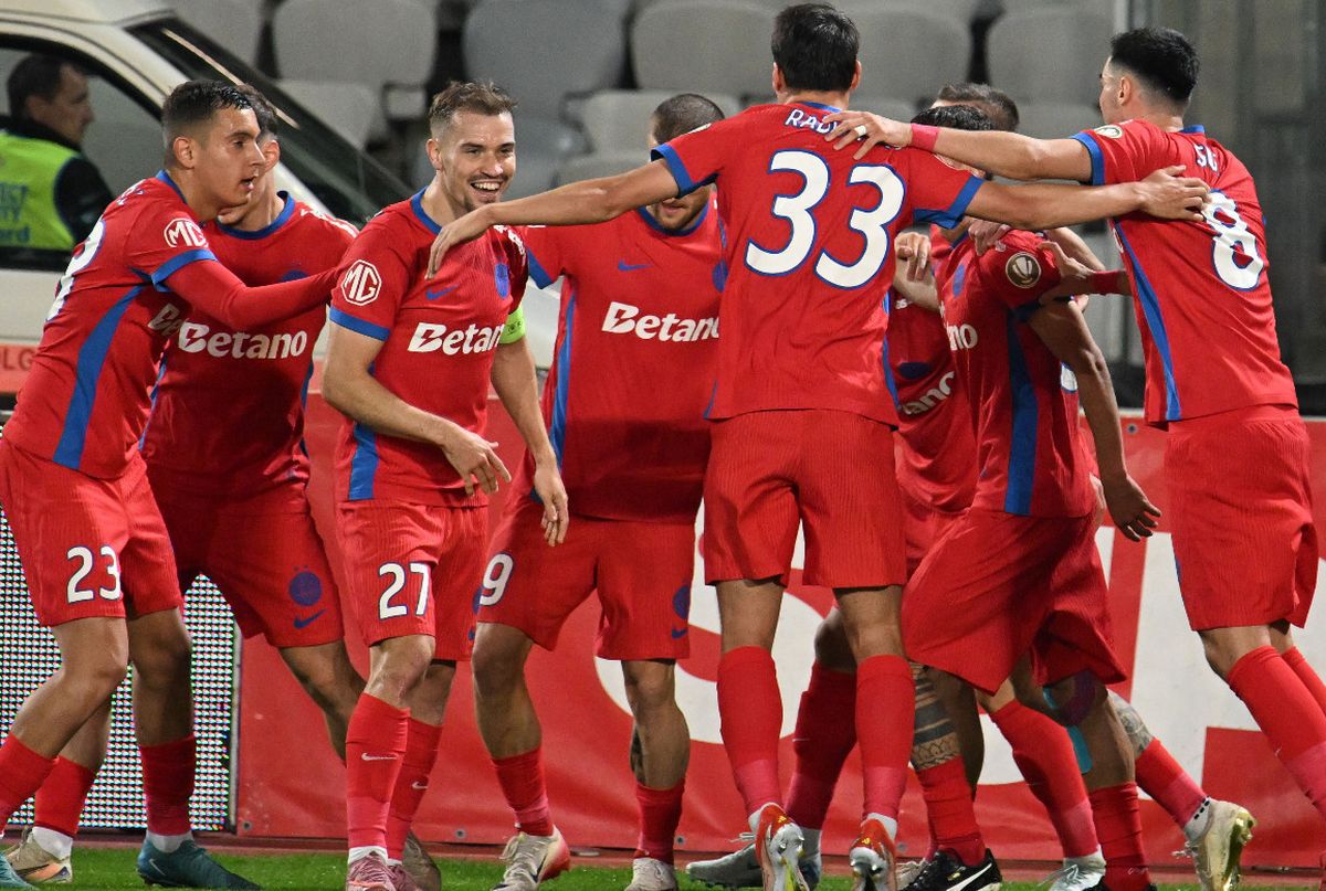 U Cluj - FCSB 0-2 » Șase, vine campioana! Roș-albaștrii s-au distrat în Ardeal, într-o seară de colecție pentru Darius Olaru!