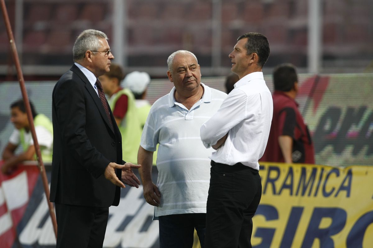 „Am salvat prin complicitate U Cluj de la retrogradare” » Om-cheie în vremea Cooperativei, interviu spectaculos, cu dezvăluiri în serie: „Fără Becali și casele de pariuri, echipele din Liga 1 dispar”