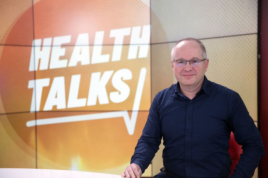 Șerban Damian a fost nutriționistul echipei naționale în mandatul lui Daum Sfaturile fostului nutriționist al echipei naționale: cum pot bărbații controla declinul hormonal și procesul de îmbătrânire + Alimentele care ajută la menținerea unui nivel optim al testosteronului