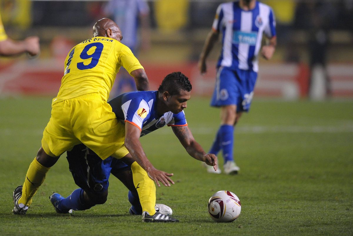 „Cred că Rațiu este al nostru” » Villarreal și-a lansat academie la Sibiu, iar GSP a discutat cu un campion european, coleg cu Xavi și Iniesta: „Țin minte meciul cu ninsoare, cu Steaua”