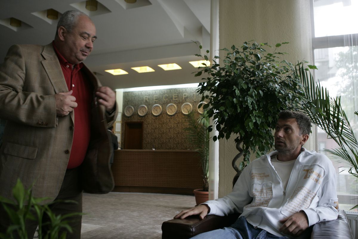 „Am salvat prin complicitate U Cluj de la retrogradare” » Om-cheie în vremea Cooperativei, interviu spectaculos, cu dezvăluiri în serie: „Fără Becali și casele de pariuri, echipele din Liga 1 dispar”