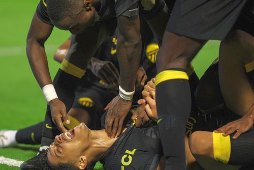 4-0 și om în plus, dar n-a fost suficient! Al Khaleej - Al-Ittihad, meci cu desfășurare IREALĂ. FOTO: X