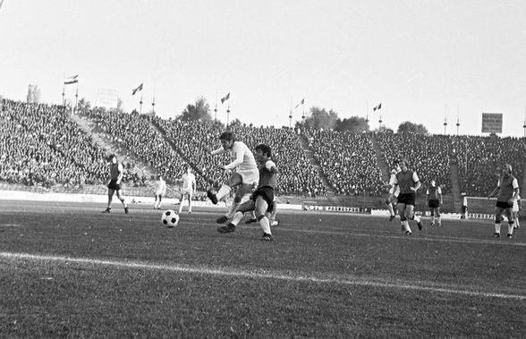 RETRO GSP // VIDEO ȘI FOTO » 1 decembrie 1965, Ziua națională a „câinilor”: cea în care au învins dubla campioană a Europei și a lumii