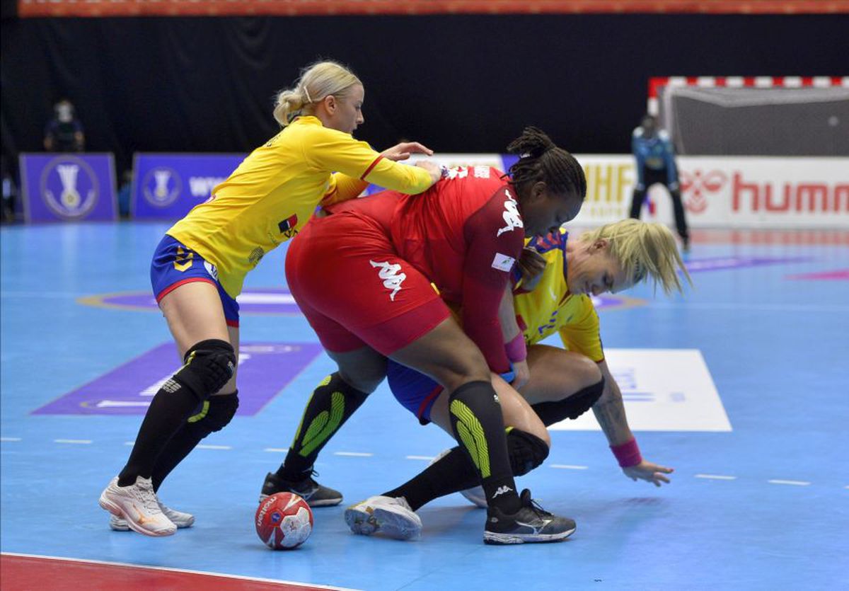 ROMÂNIA - SENEGAL 29-24 // Tomas Ryde, surprins de adversarele de azi: „Pentru mine a fost ceva nou” + Ce spune Crina Pintea