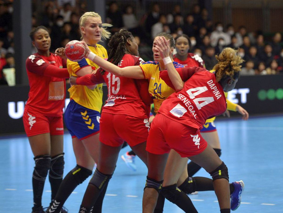 ROMÂNIA - SENEGAL 29-24 // Tomas Ryde, surprins de adversarele de azi: „Pentru mine a fost ceva nou” + Ce spune Crina Pintea