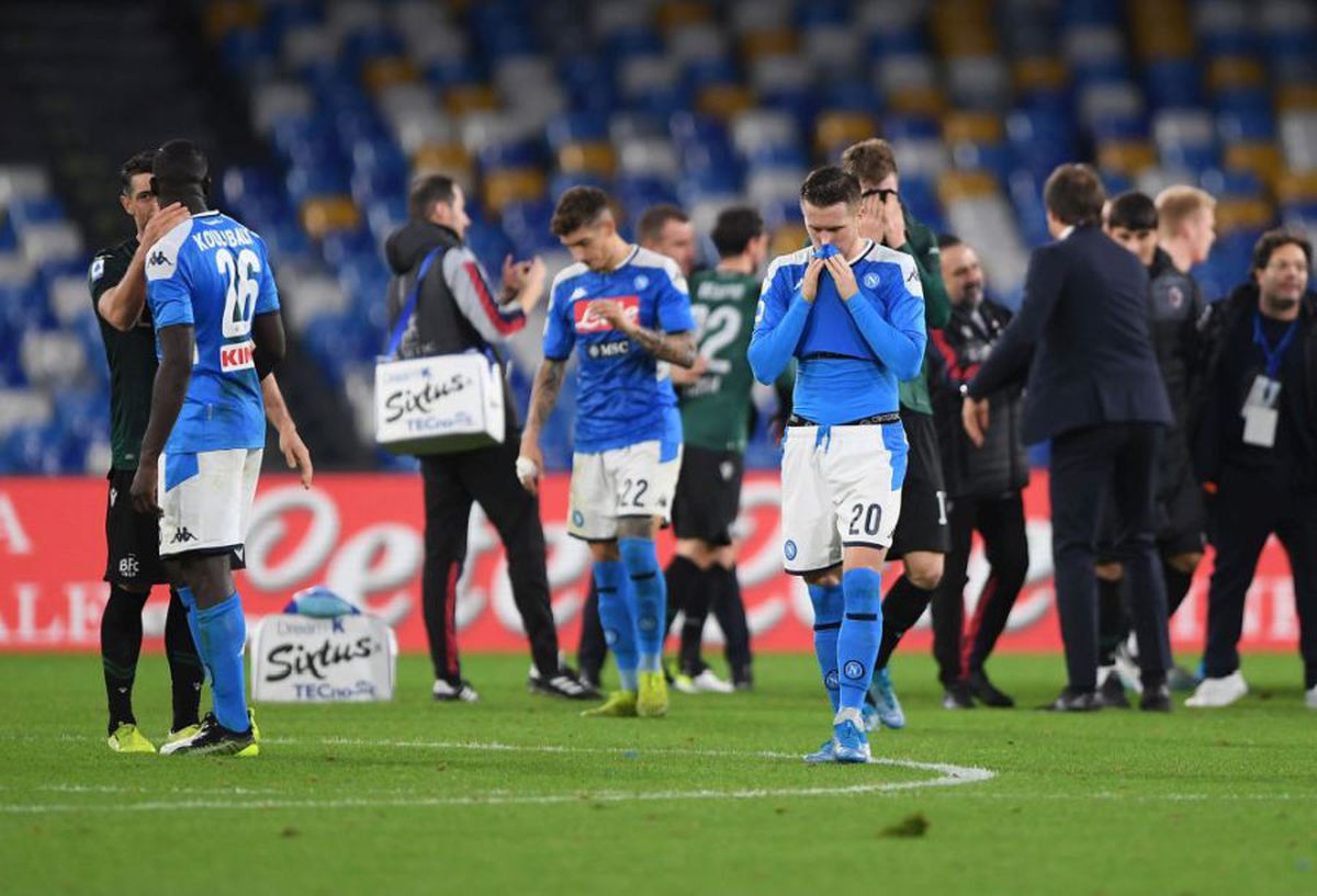 NAPOLI - BOLOGNA 1-2 // VIDEO + FOTO Carlo Ancelotti nu mai suportă: „Mâine mă voi confrunta cu jucătorii! Dacă mă ajută, bine. Dacă nu, mă descurc eu”