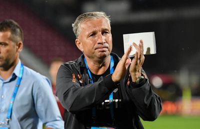 Rezistă cine n-are Licența Pro! Care sunt cei mai longevivi antrenori din Liga 1 după plecarea lui Dan Petrescu