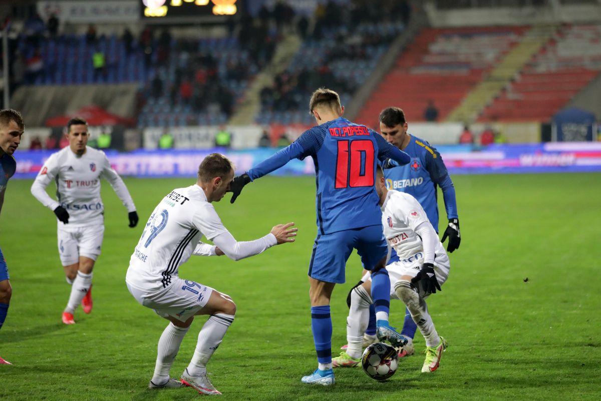 FC Botoșani - FCSB (imagini surprinse înainte de meci) + fotografii din timpul partidei