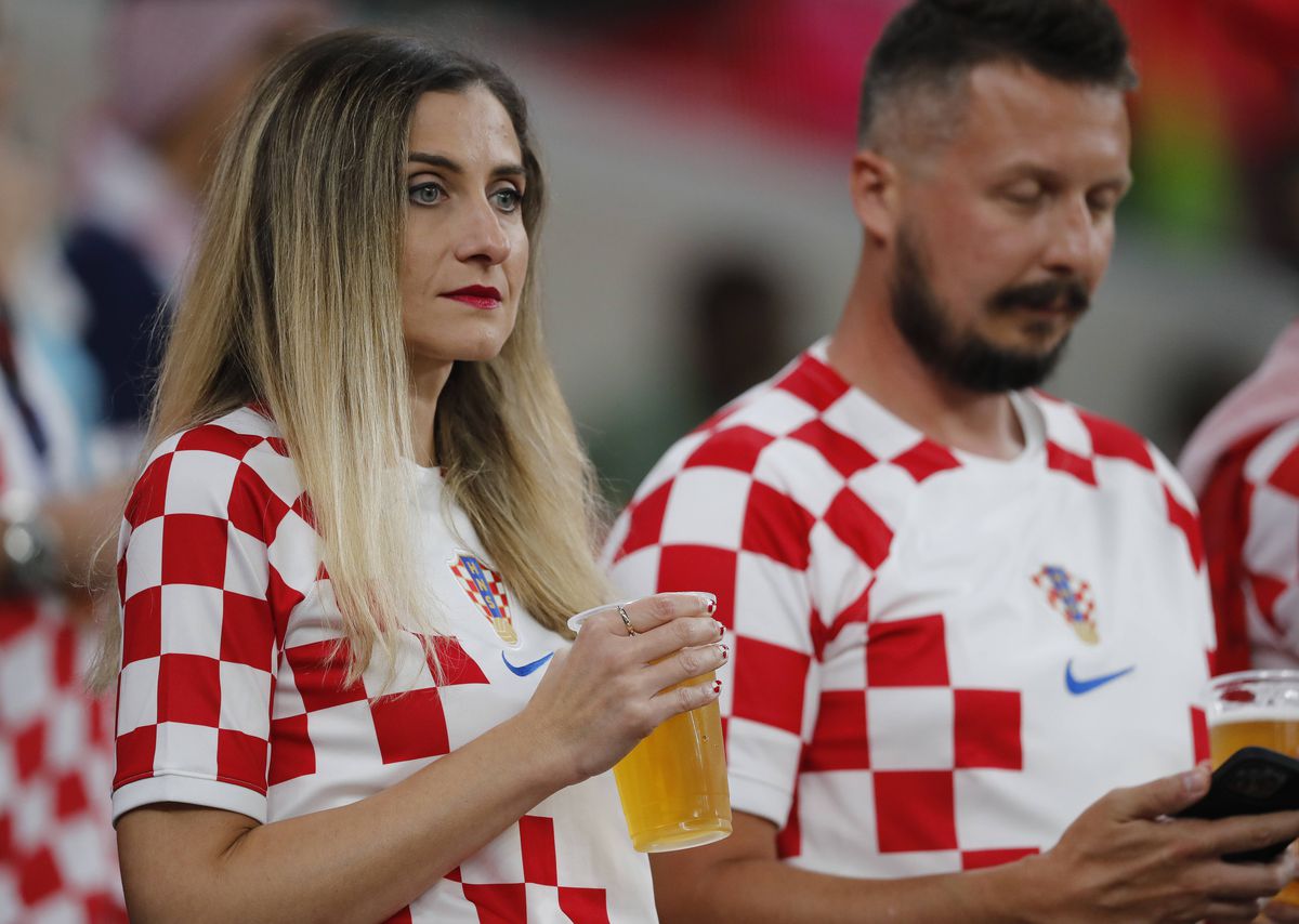 Fotografii au rămas mască: show făcut de fanele Croației cu Belgia » Cine a dat tonul