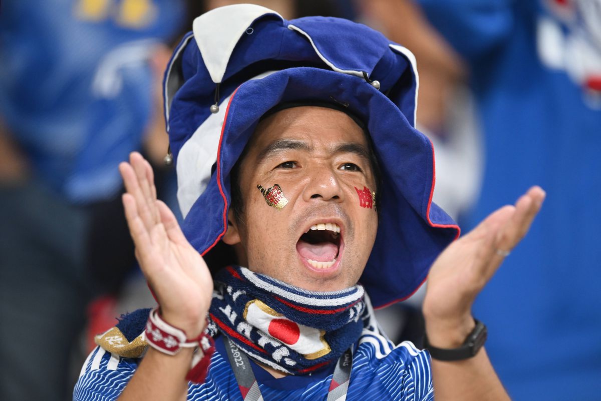 Cele mai ciudate apariții la Mondial! Fanii Japonei au uimit pe toată lumea contra Spaniei