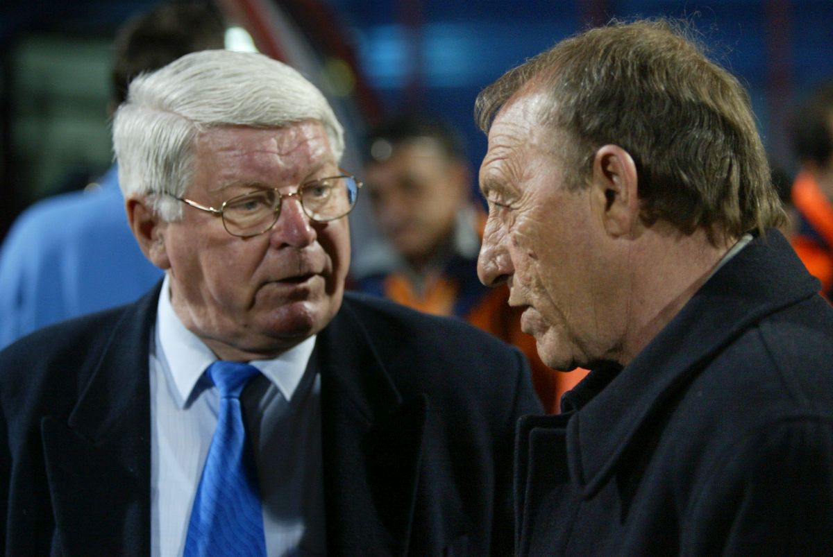 Istvan Kovacs, într-o galerie selectă » Ce alți arbitri români au mai oficiat finale mari din fotbalul european