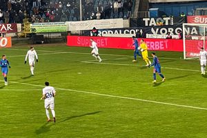 FC Botoșani - FCSB, restanță din etapa 6 de Superliga, se joacă ACUM. Andrea Compagno îi aduce pe roș-albaștri în avantaj