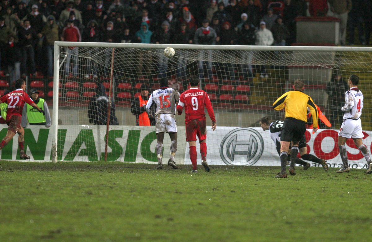 Dinamo - CSKA Moscova 1-0 (1 decembrie 2005) - imagini de la o victorie istorică reușită de „câini”