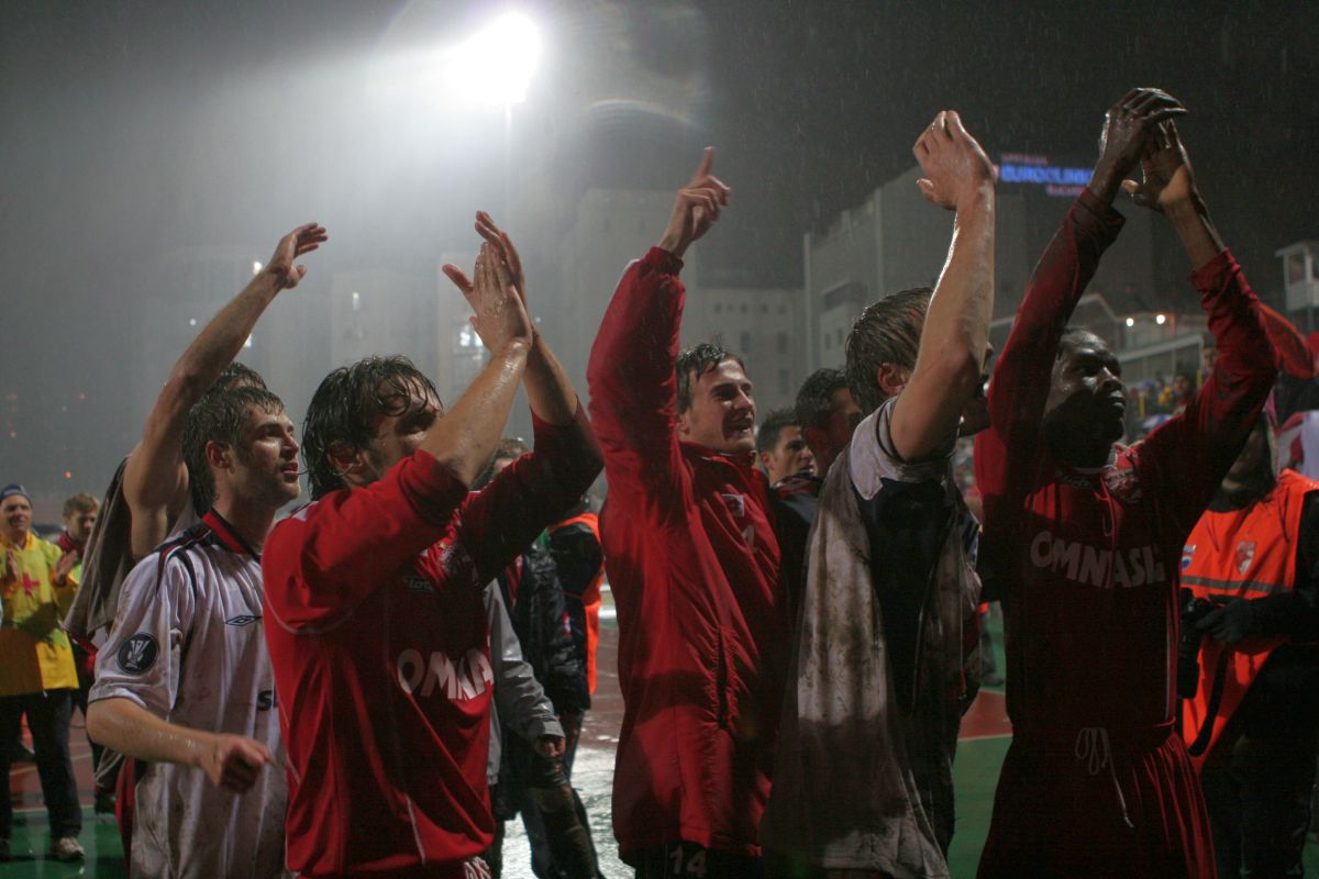 Dinamo - CSKA Moscova 1-0 (1 decembrie 2005) - imagini de la o victorie istorică reușită de „câini”