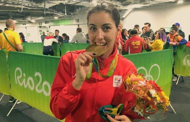 Loredana Dinu, campioană olimpică la Rio 2016: „Uite de ce am prins drag de 1 Decembrie! Mi-ar plăcea ca și copiii să prindă gustul ideii de a fi român”