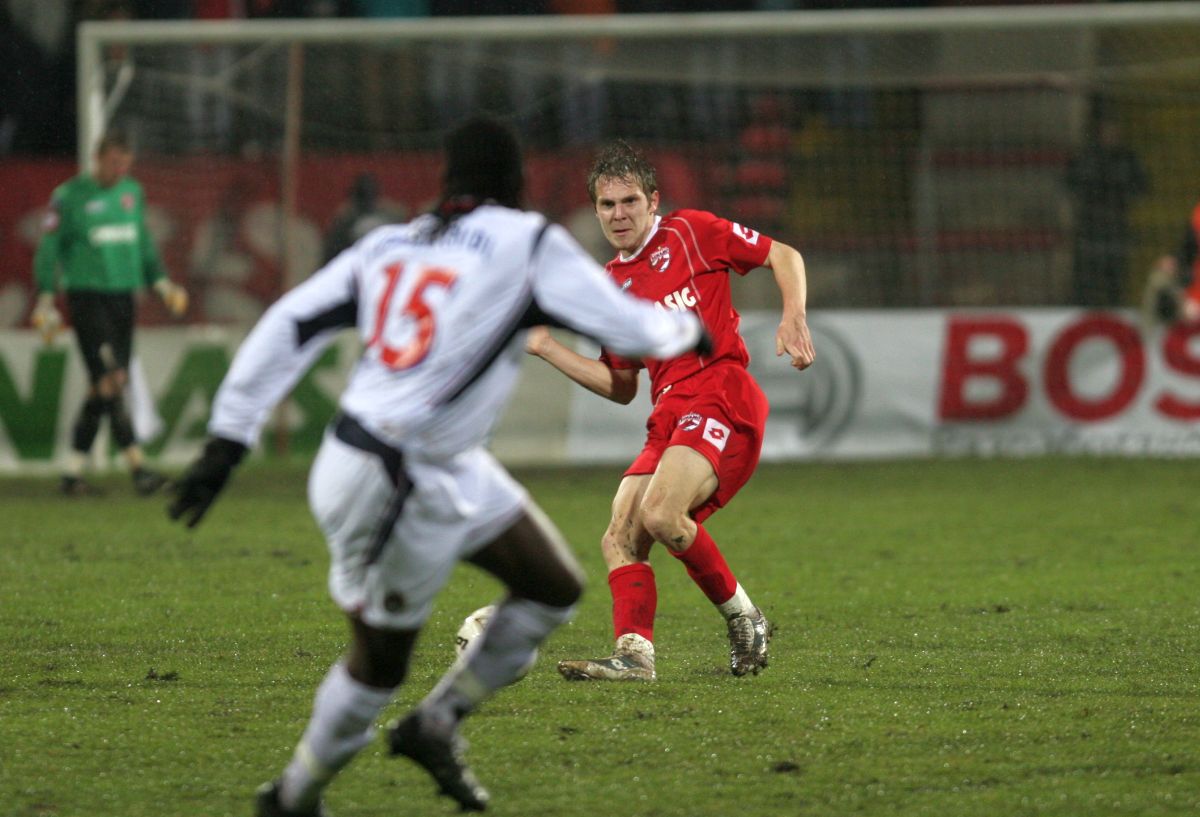 Dinamo - CSKA Moscova 1-0 (1 decembrie 2005) - imagini de la o victorie istorică reușită de „câini”