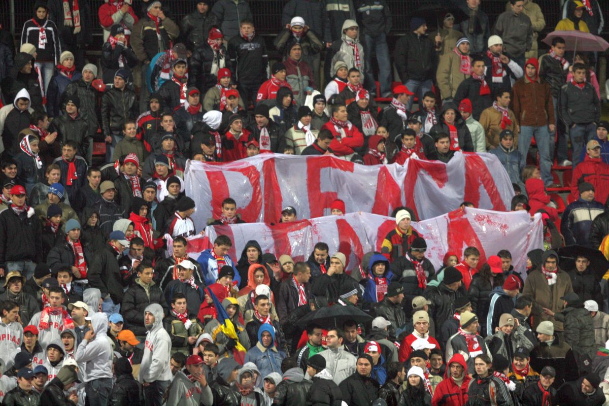 Dinamo - CSKA Moscova 1-0 (1 decembrie 2005) - imagini de la o victorie istorică reușită de „câini”