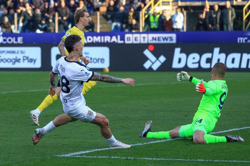 Jurnaliștii italieni au apreciat modul în care s-a descurcat Dennis Man (26 de ani, extremă dreaptă) în meciul Parma - Lazio, scor 3-1, din runda cu numărul #14 din Serie A.