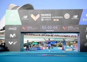 Maratonul din Valencia, primul eveniment major după furtuna DANA, a consemnat cel mai bun timp al anului » Sabastian Sawe și Megertu Alemu, câștigătorii concursului