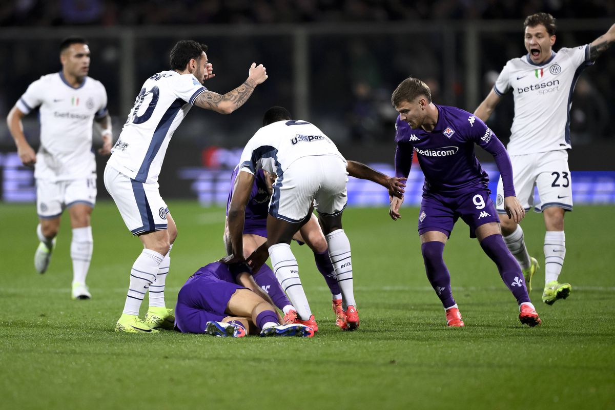 Fiorentina - Inter abandonat, după ce Edoardo Bove s-a prăbușit pe teren