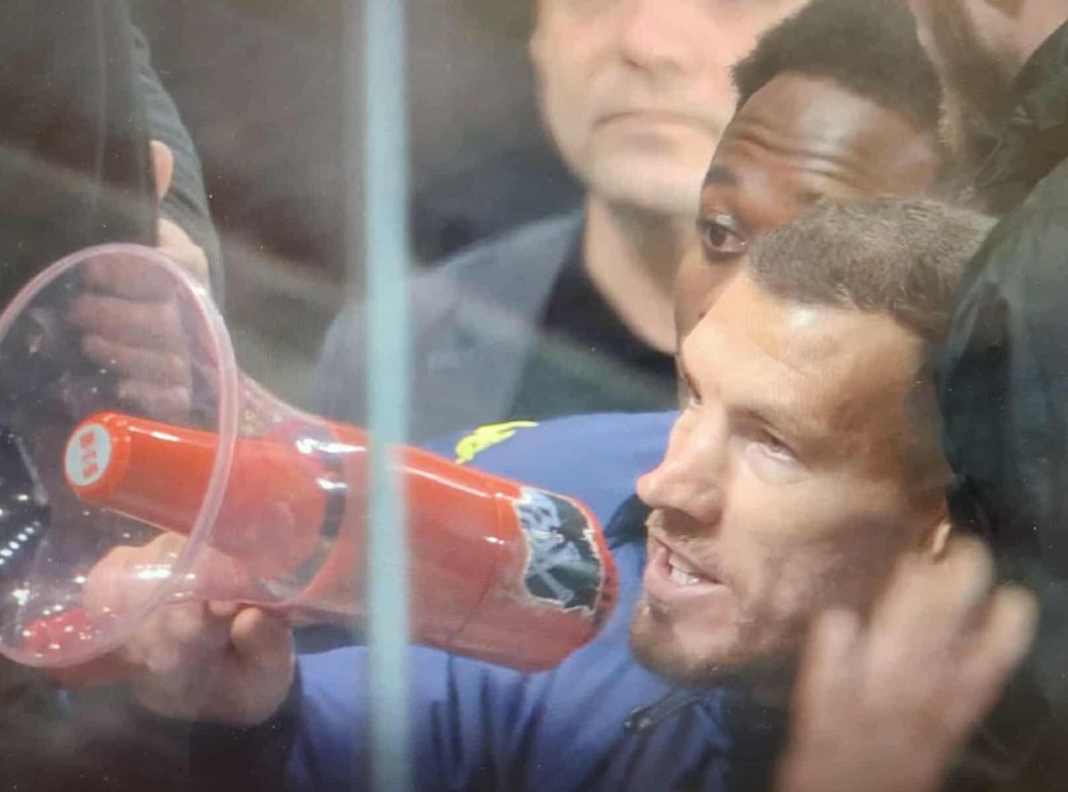 Dzeko, „călăul” României din preliminarii, poate fi sancționat dur » A intrat în conflict cu ultrașii propriei echipe