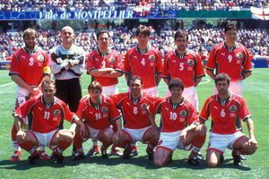 Legendarul fotbalist al Bulgariei, în stare gravă » Diagnostic dur: cancer la rinichi