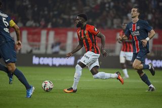 Scandal uriaș în Franța: Titularii echipei, bătuți și agresați de propriii fani