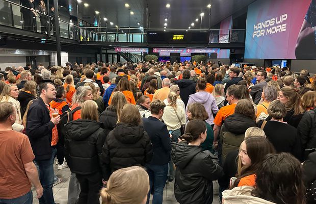 Tradiție de 1 Decembrie! Am întrebat 100 de olandezi: „Primul nume de sportiv din ROMÂNIA care vă trece prin minte?” » Două legende sunt la egalitate pe locul 1: surprize mari în top