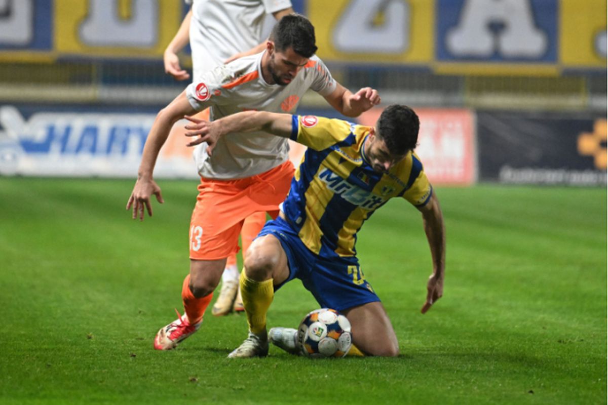 Petrolul a dat recital cu Metaloglobus! Erori mari la oaspeți și „dublă” pentru Grozav. Cum arată clasamentul