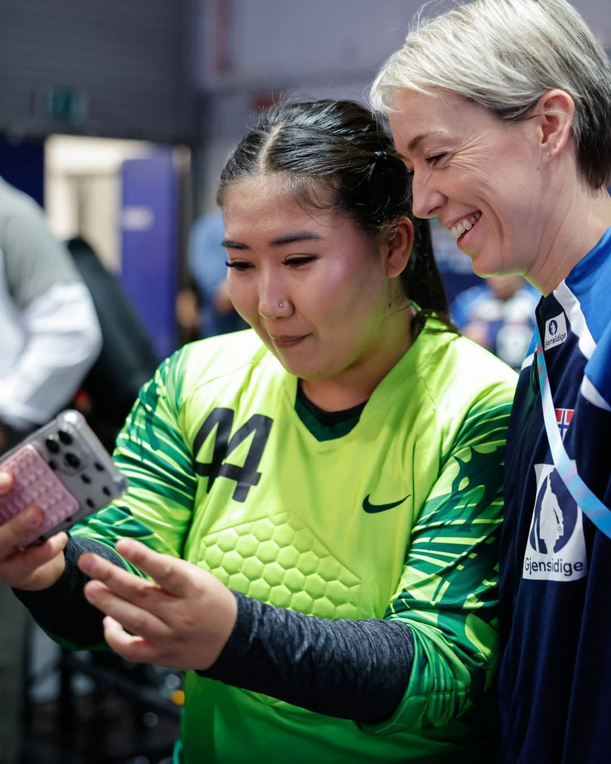 Întâlnire Katrine Lunde - Damira Zhaparova la CM 2025