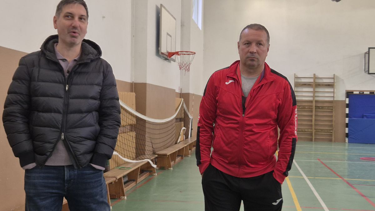 „Te mai recunoaște lumea?” » Fostul campion al Diviziei A s-a făcut profesor de sport! Numește fotbalistul român preferat și își dezvăluie temerile: „Să nu se întâmple la Dinamo ca la Steaua!”