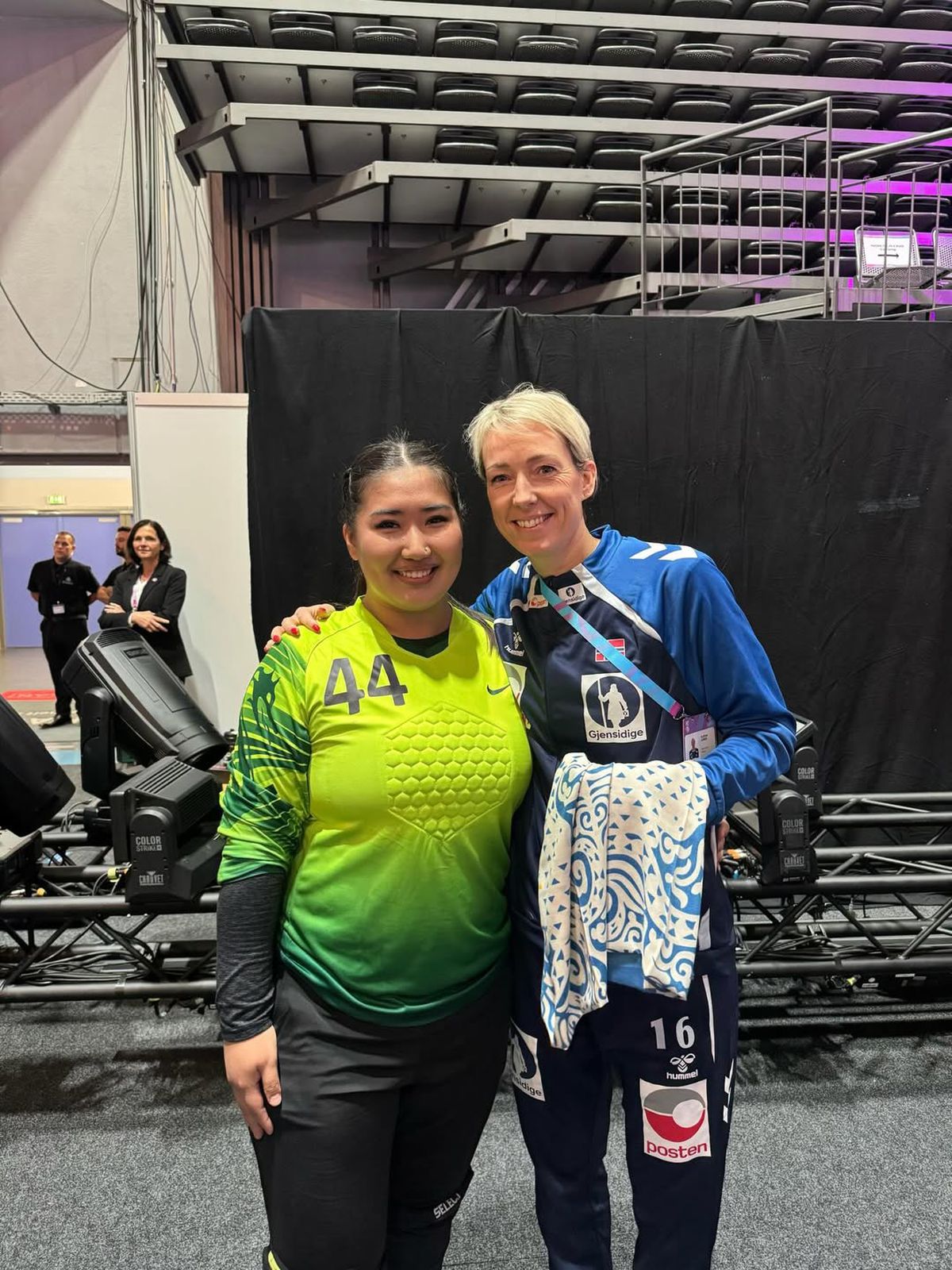 Întâlnire Katrine Lunde - Damira Zhaparova la CM 2025