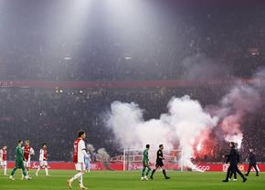 Poveste copleșitoare la Ajax » Singurul suporter care va fi primit pe stadion la meciul cu Groningen. „Spitalul i-a permis să meargă la un ultim meci”