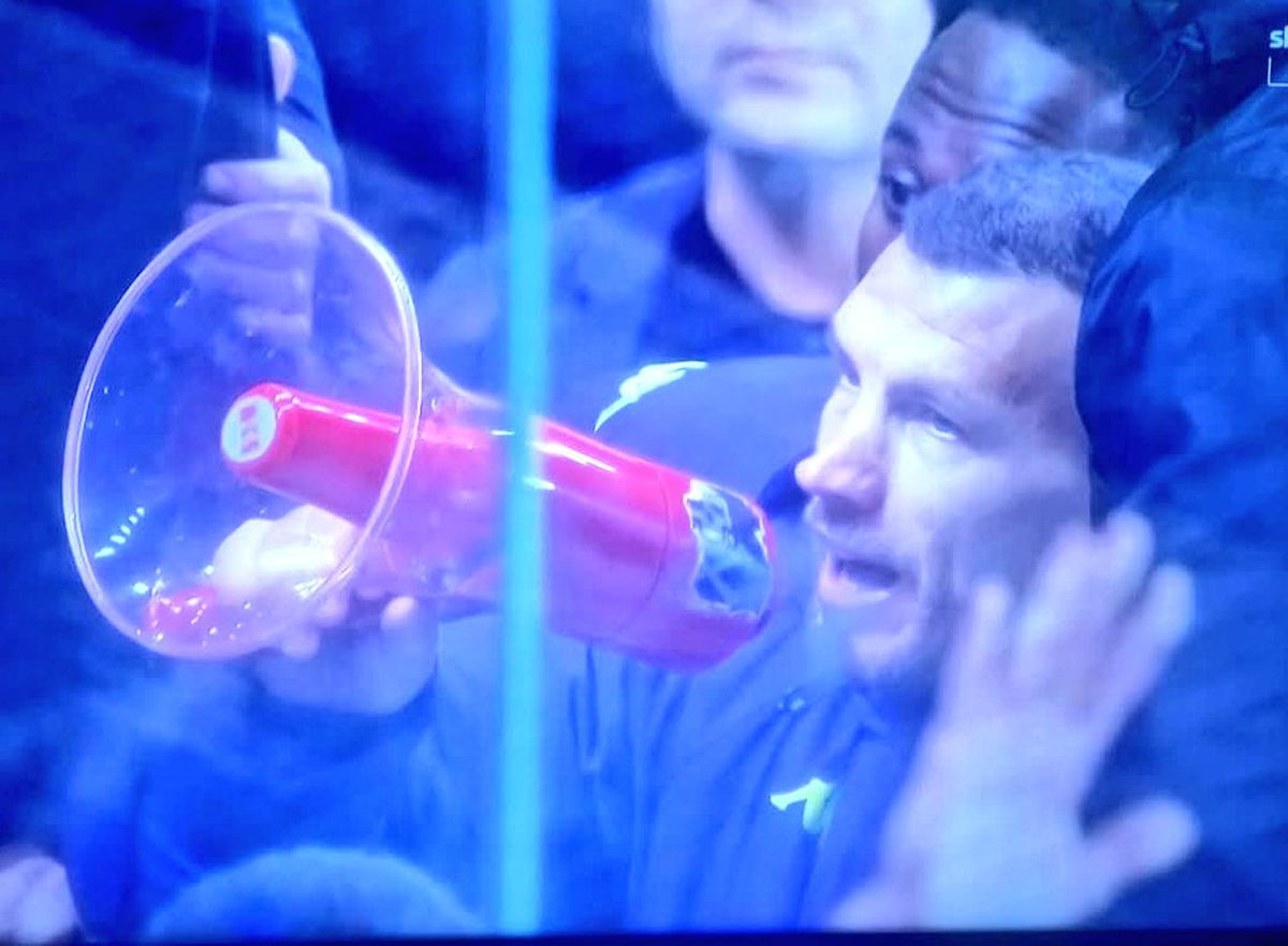 Dzeko, „călăul” României din preliminarii, poate fi sancționat dur » A intrat în conflict cu ultrașii propriei echipe